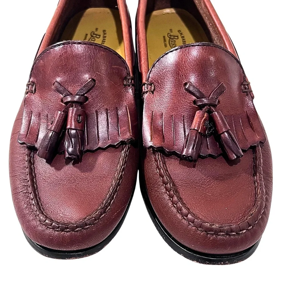 G.H. Bass & Co. | VTG Women's Brown Burgundy Tassel Kiltie Leather Loafers 5.5